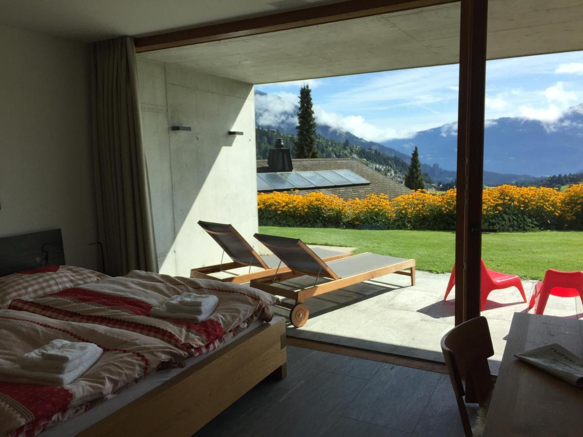 Casa Admisa, Spektakulaere Aussicht, Ski In And Out, Hochwertige Einrichtung, Valserstein Und Eiche Flims Exterior foto